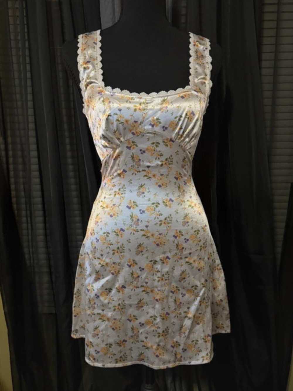 Princess Polly  Floral Dress with Yellow & Floral Accents